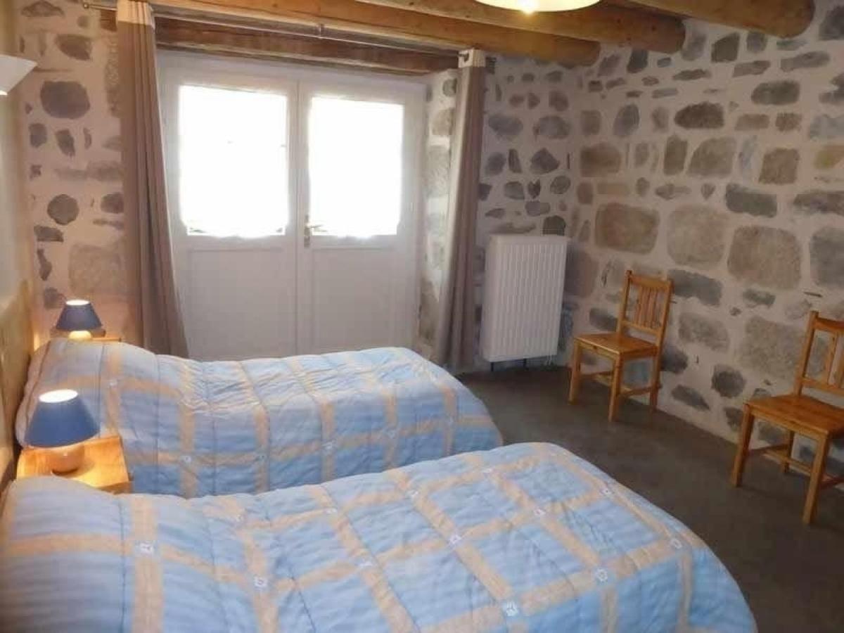 Gite Charmant Pour 8 Pers A Rauret Avec Cheminee, Terrasse Et Acces "Tourisme Et Handicap" - Fr-1-582-186 Luaran gambar