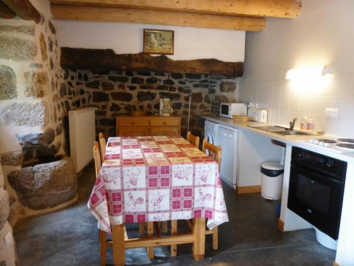 Gite Charmant Pour 8 Pers A Rauret Avec Cheminee, Terrasse Et Acces "Tourisme Et Handicap" - Fr-1-582-186 Luaran gambar
